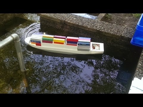 RC Containerschiff H0 Teil 1 (English subtitles)